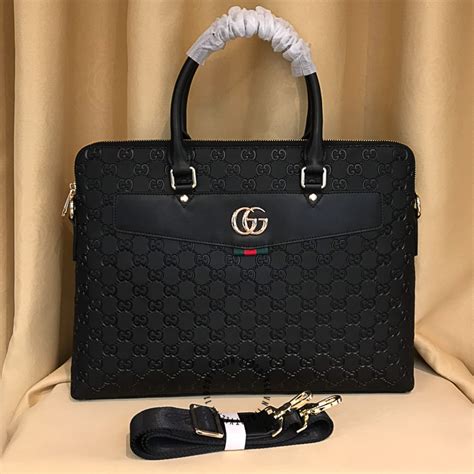 của hàng túi xách gucci|túi gucci màu đen.